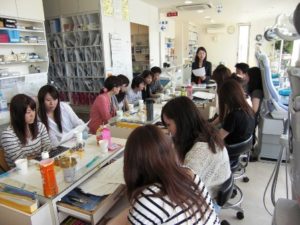 ホワイトニングなら豊田市の丸子歯科へ　ホワイトニング勉強会