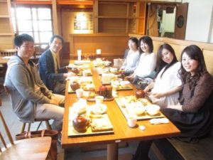 「まるは食堂」へランチ 「まるは食堂」へランチ